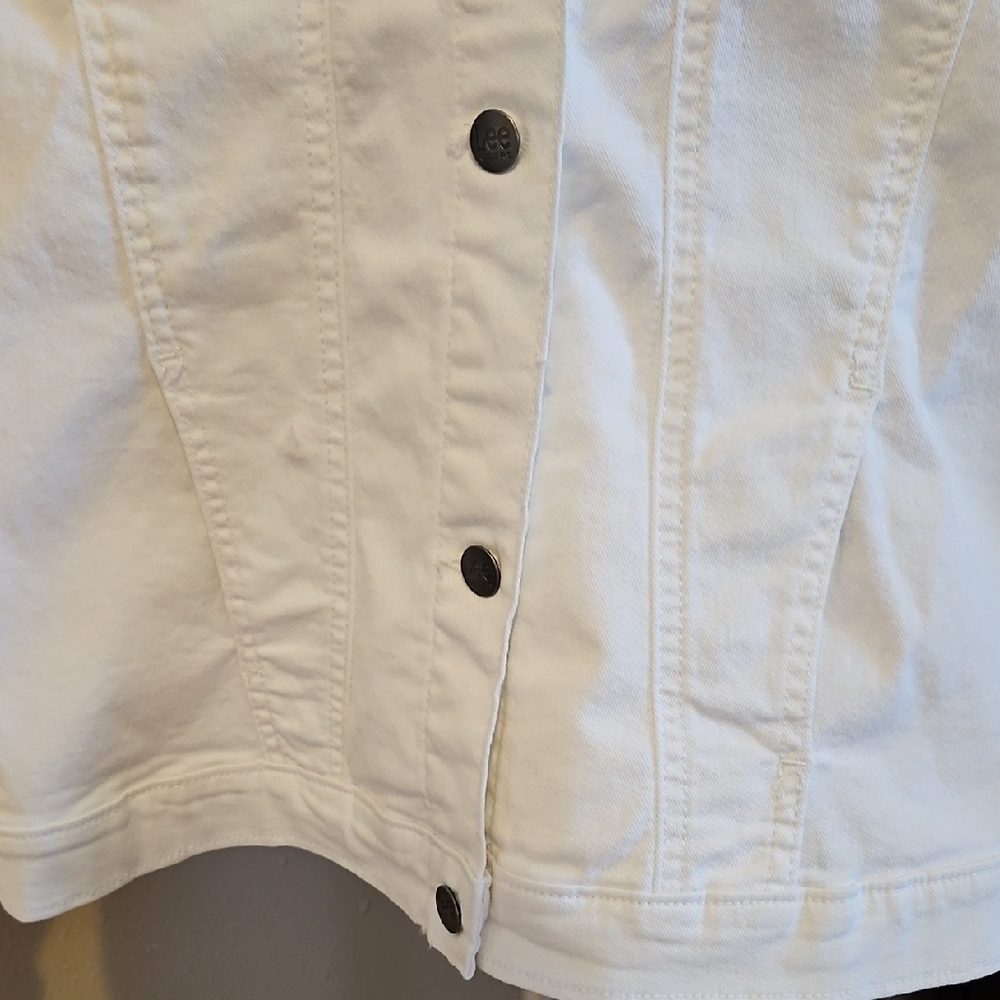Lee Women's White Jean Jacket - Picture 4 of 8